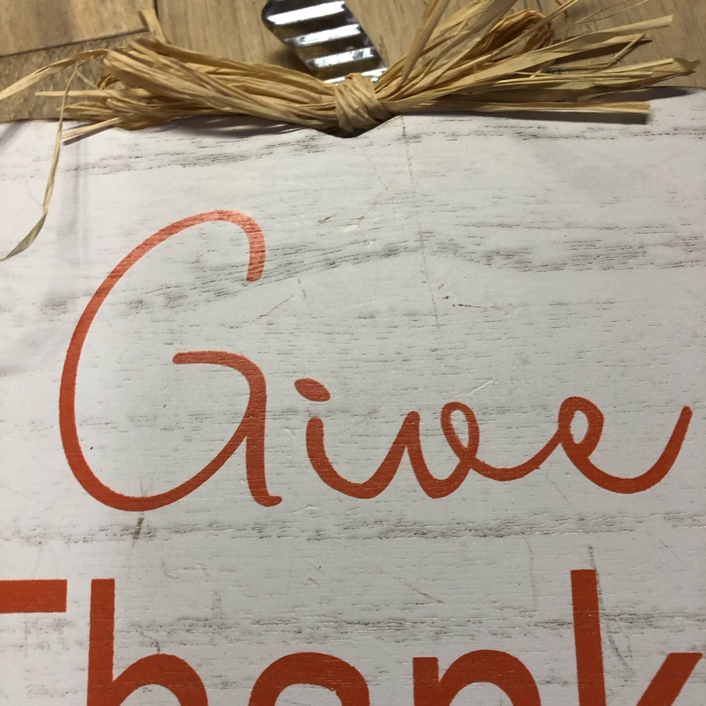Thanksgiving/Fall Decor - Picture 6 of 7